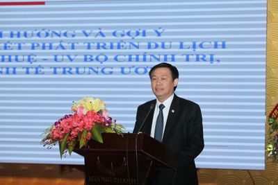 Ủy viên Bộ Chính trị, Trưởng Ban Kinh tế Vương Đình Huệ gợi mở cho liên kết phát triển du lịch vùng Bắc - Nam Trung bộ