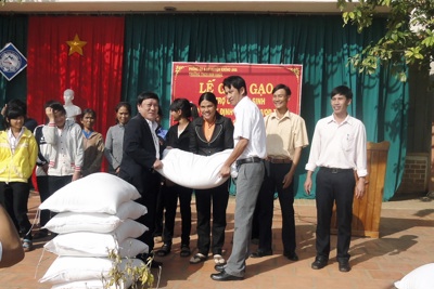 Hơn 72 nghìn tấn gạo đến với 540 nghìn học sinh nghèo cả nước