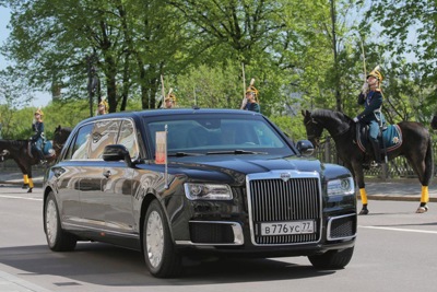  Lai lịch limousine mới toanh của tổng thống Putin vừa xuất hiện 