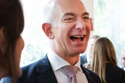 Những thói quen thường ngày tạo nên thành công của tỷ phú Jeff Bezos