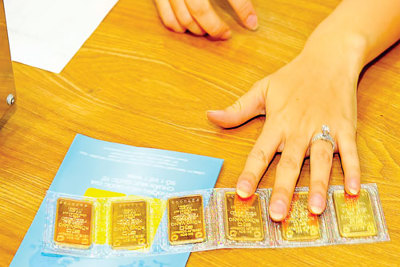 Giảm áp thị trường vàng? 