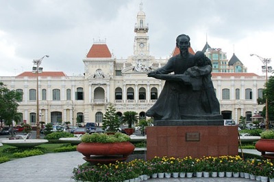 TP. Hồ Chí Minh muốn tách 13 quận thành chính quyền riêng biệt