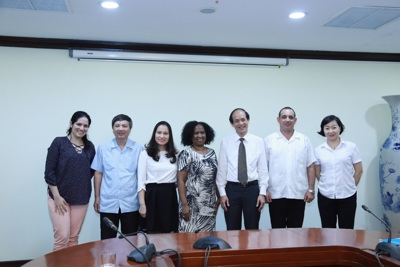 Tham tán thương mại Đại sứ quán Cuba tại Việt Nam thăm và làm việc với Kho bạc Nhà nước Việt Nam