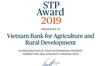 Agribank nhận giải thưởng Tỷ lệ điện thanh toán chuẩn xuất sắc năm 2019