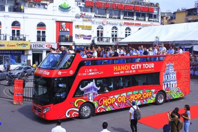 Ra mắt xe Bus 2 tầng Vietnam Sightseeing tại Hà Nội