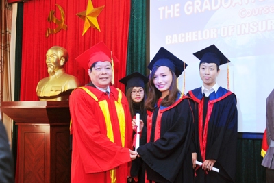 GS.,TS.,NGND. Ngô Thế Chi: Người thầy tận tâm với sự kq bongdaso trồng người