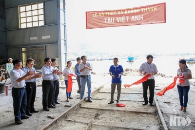 Nỗ lực để “tàu 67” vươn khơi