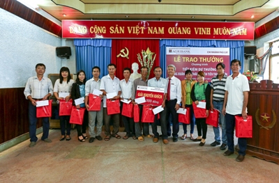 Trao thưởng Chương trình “Mừng Xuân Bính Thân – Nhận tiền thưởng lớn”