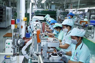 HSBC: Việt Nam sẽ lấy lại đà tăng trưởng vững vàng ở mức 6,5% trong năm 2022