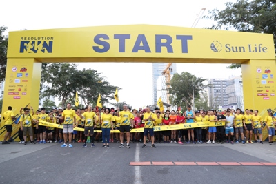 Hơn 3.000 người tham gia đường chạy “khởi đầu tỏa sáng 2019” cùng Sun Life Việt Nam