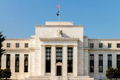 Fed tăng lãi suất thêm 0,25% nhằm đẩy lùi lạm phát
