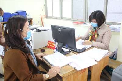 BHXH Việt Nam và VietnamPost chi trả lương hưu và trợ cấp BHXH qua ATM, tại nhà