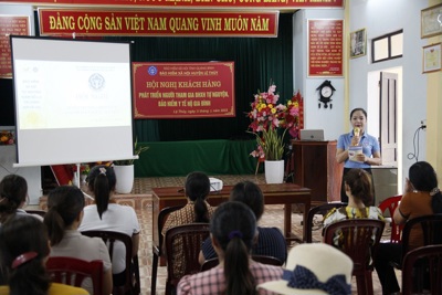 Phát huy vai trò của đại lý thu trong “phủ sóng” BHXH tự nguyện ở Quảng Bình