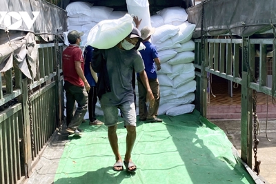 Xuất cấp 1.847,265 tấn gạo dự trữ quốc gia hỗ trợ người dân bị ảnh hưởng dịch COVID-19