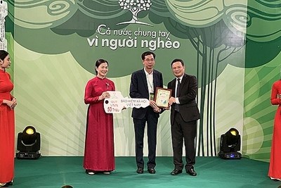 Ngành Bảo hiểm xã hội Việt Nam đa dạng các hoạt động quyên góp, ủng hộ người nghèo