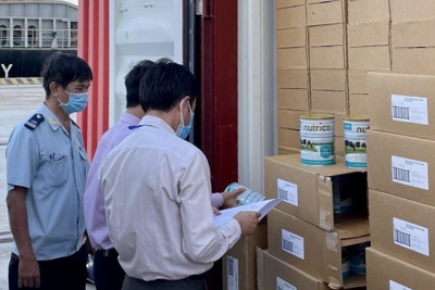 Từ vụ “tắc” lô hàng hơn 22.000 hộp sữa viện trợ, cần thay “áo mới” trong kiểm tra chuyên ngành