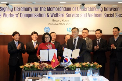 BHXH Việt Nam ký kết Bản ghi nhớ hợp tác với KCOMWEL