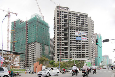 Bong bóng bất động sản còn tiếp tục xì hơi