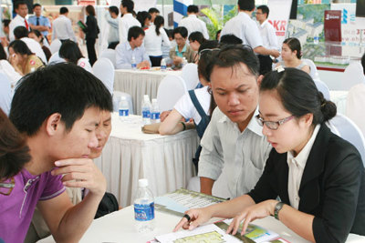 Bất động sản giá rẻ: Tranh mua, tranh bán thế nào?
