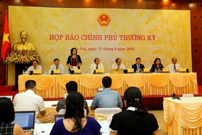Thu ngân sách nhà nước 8 tháng tăng 5,3% 