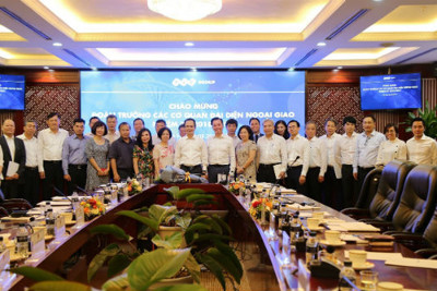 Tập đoàn FLC tiếp đón Đoàn trưởng các cơ quan đại diện Việt Nam ở nước ngoài nhiệm kỳ 2018 - 2021