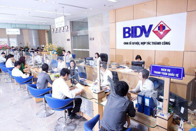 Các nhân tố ảnh hưởng đến quyết định vay vốn của khách hàng cá nhân tại BIDV Trà Vinh