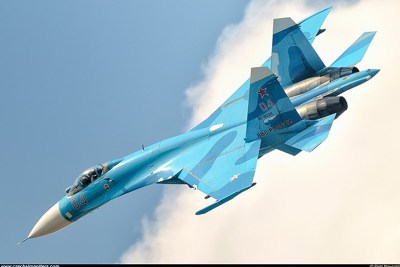 Su-35 "tóm sống" F/A-18: Ưu thế tuyệt đối của tiêm kích Nga?