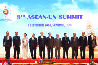 Kết thúc tốt đẹp chuyến tham dự Hội nghị Cấp cao ASEAN lần thứ 28-29