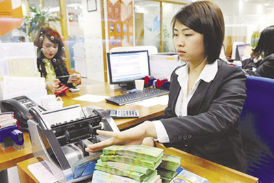 Ngân hàng vẫn phải “phòng thủ”