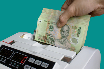 Tăng lương cơ sở 1.300.000 đồng/tháng: Ai được hưởng?