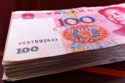 Nhân dân tệ giảm gần 7% so với USD trong năm 2016