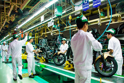 Thu hẹp khoảng cách năng suất lao động