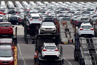 Ôtô nhập khẩu từ Ấn Độ giảm mạnh