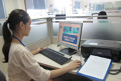 Cục thuế Điện Biên vận động doanh nghiệp nộp thuế điện tử