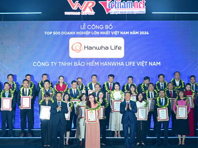 Hanwha Life thăng hạng trong Top 500 doanh nghiệp lớn nhất Việt Nam năm 2024