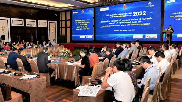 Chùm ảnh Diễn đàn Tài chính Việt Nam 2022 