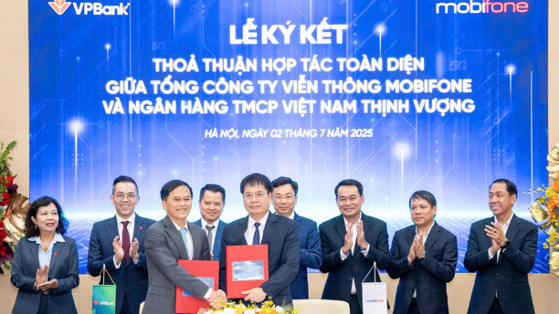 VPBank và MobiFone bắt tay mở rộng dịch vụ tài chính số