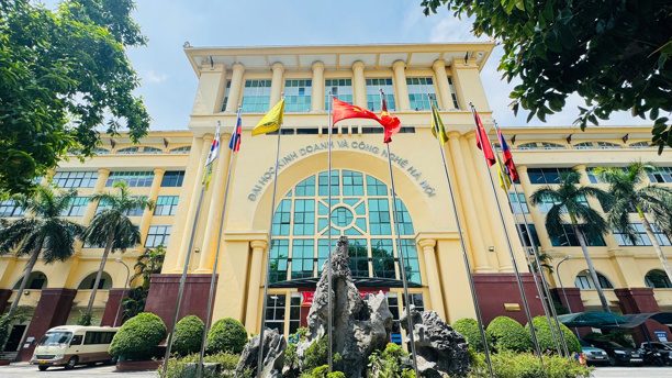 Trường Đại học Kinh doanh và Công nghệ Hà Nội công bố tuyển sinh đại học hệ chính quy 2025