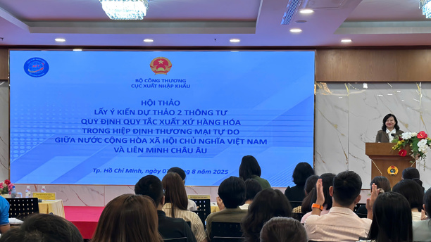 Lấy ý kiến hoàn thiện dự thảo Thông tư quy định xuất xứ hàng hóa trong Hiệp định EVFTA Lấy ý kiến hoàn thiện dự thảo Thông tư quy định xuất xứ hàng hóa trong Hiệp định EVFTA