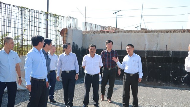 Bộ trưởng Hồ Đức Phớc kiểm tra các dự án đầu tư công tại tỉnh Đồng Nai