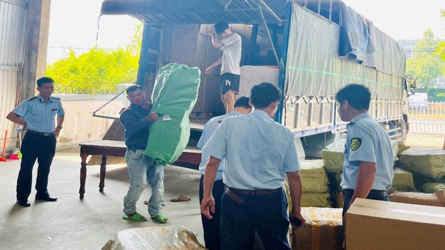Thừa Thiên Huế: Đẩy mạnh công tác chống buôn lậu trên khâu lưu thông