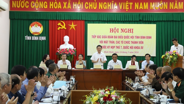 Đại biểu Quốc hội, Bộ trưởng Bộ Tài chính Hồ Đức Phớc tiếp xúc cử tri tại Bình Định