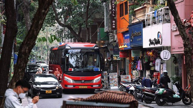 Hà Nội: Thí điểm cấm ô tô từ 16 chỗ đi vào khu vực hồ Hoàn Kiếm, phố cổ từ ngày 01/3