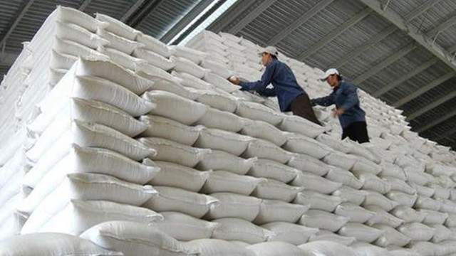 Xuất bán gần 90.000 tấn thóc, gạo nhập kho dự trữ quốc gia 