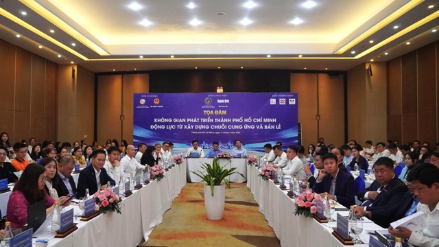 Giải pháp để ngành thương mại của “siêu đô thị” TP. Hồ Chí Minh phát triển trong thời kỳ mới
