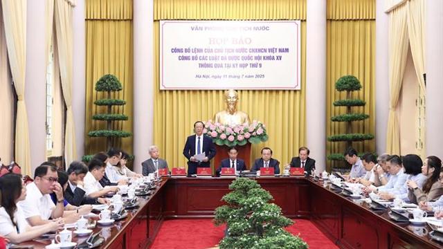 Luật Nhà giáo: Tôn vinh sự cống hiến, nâng cao trách nhiệm nghề nghiệp