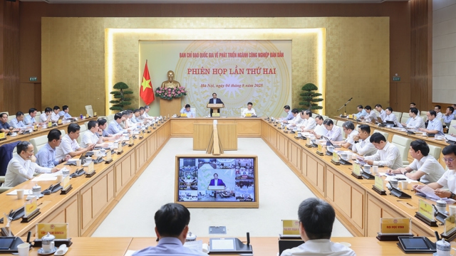 Thủ tướng Chính phủ: Phát triển bứt phá ngành công nghiệp bán dẫn 