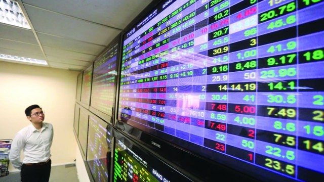 Phương pháp “gã khờ” và bài học từ ETF cho nhà đầu tư cá nhân