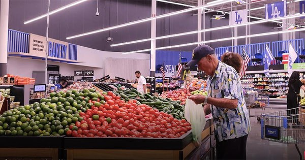 Tác động từ chính sách thuế quan của chính quyền Tổng thống Donald Trump: Fed thận trọng giữ nguyên lãi suất