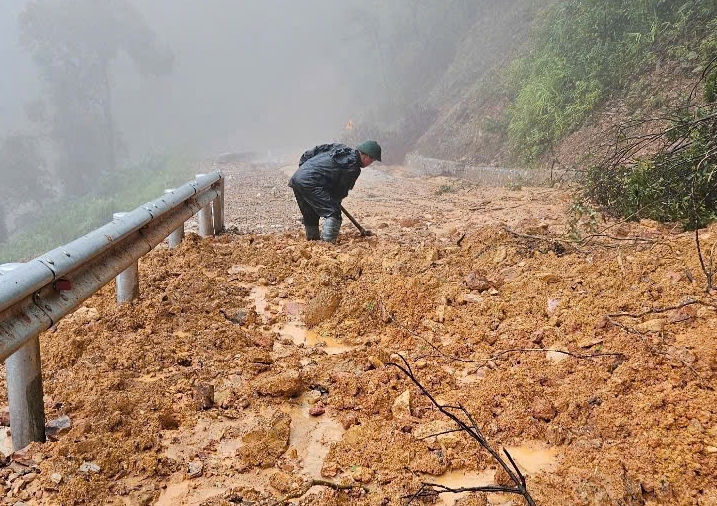 Hạ tầng giao thông, vận tải thiệt hại nặng sau bão số 5